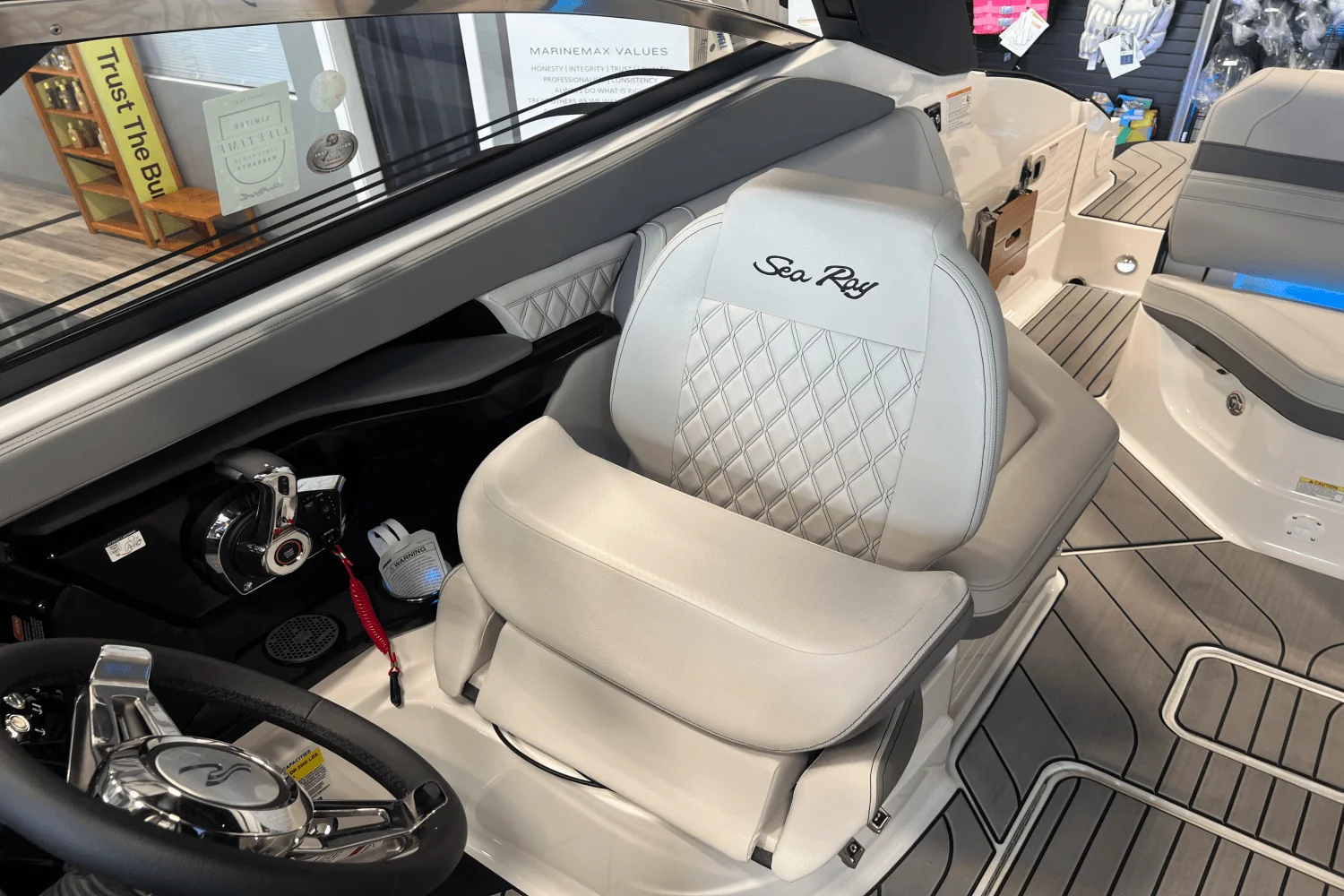 2026 Sea Ray SLX 260 Image Thumbnail #22