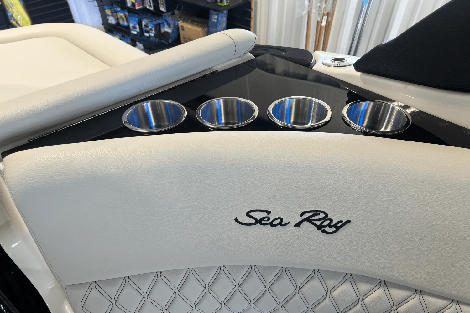 2026 Sea Ray SLX 260 Image Thumbnail #29