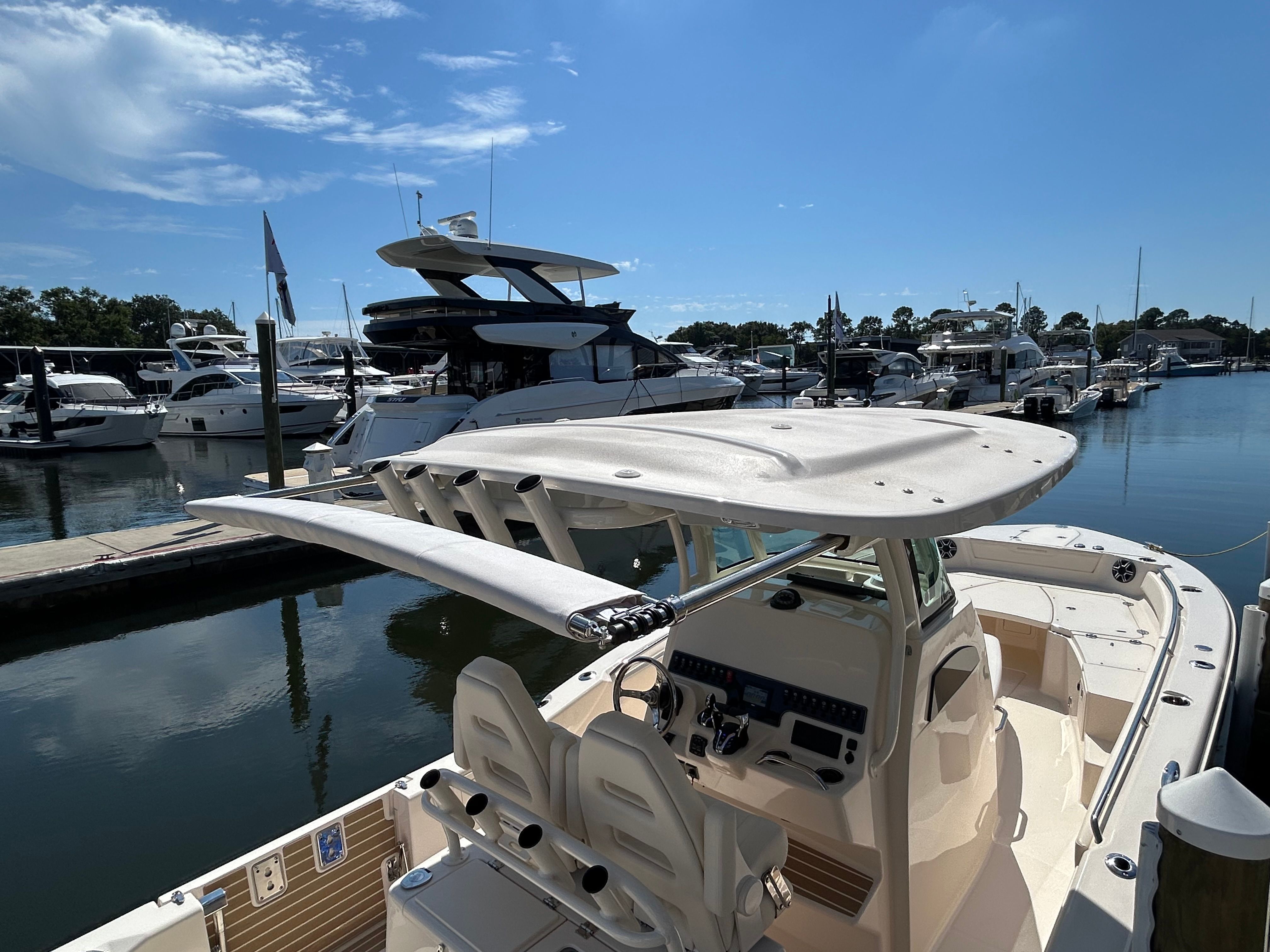 2026 Grady-White 281 CE Image Thumbnail #9