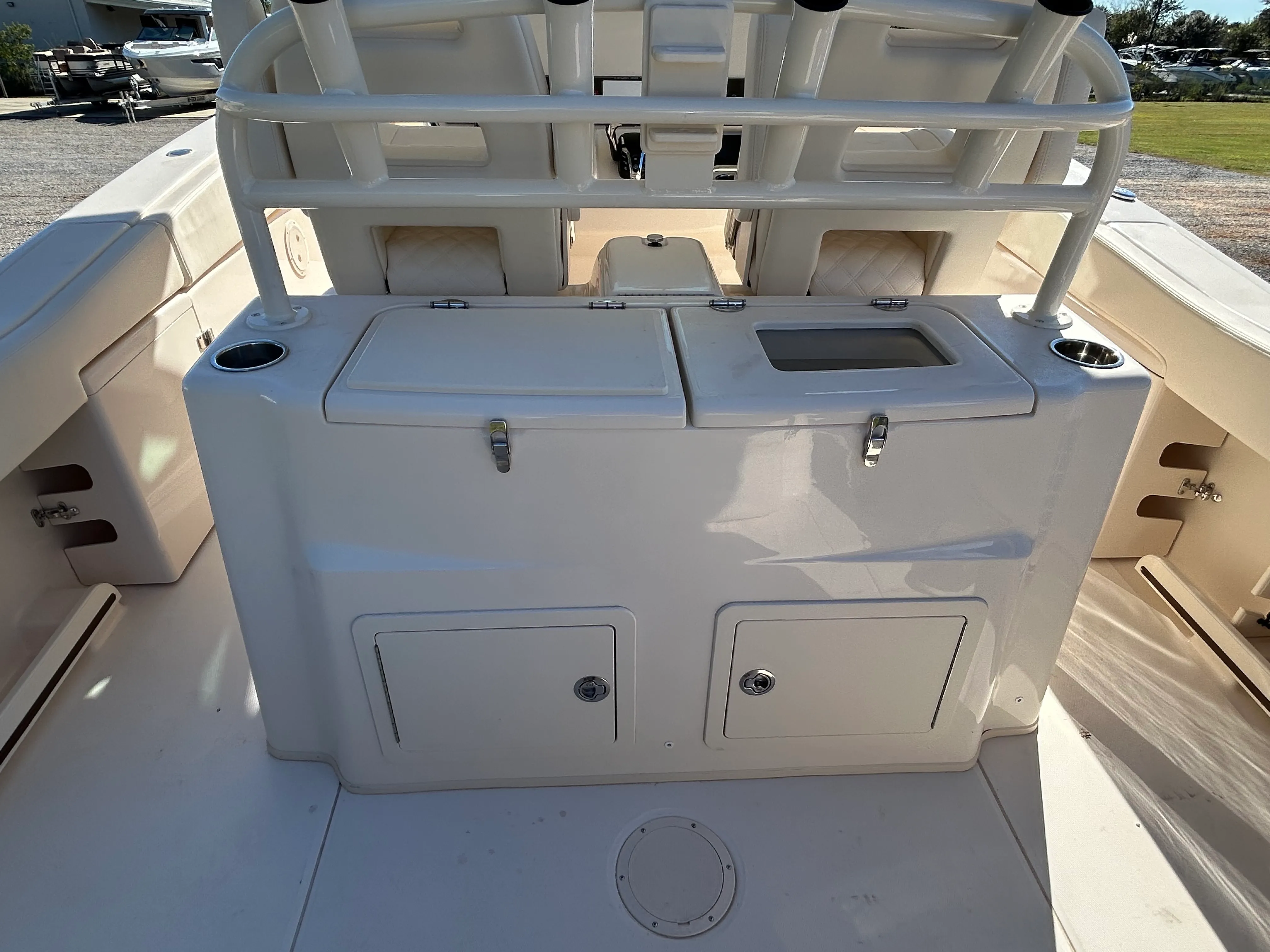 2026 Grady-White Canyon 306 Image Thumbnail #12