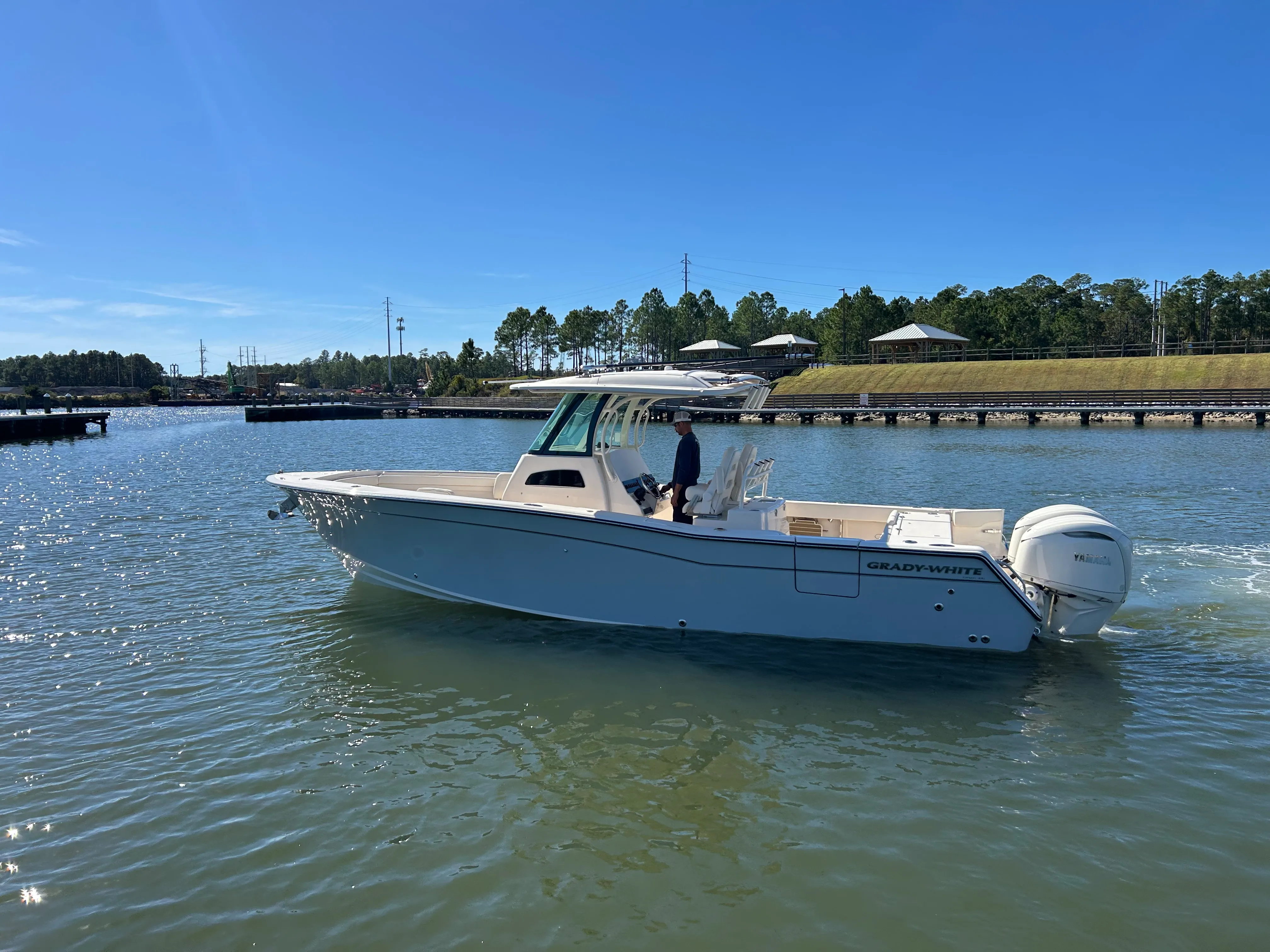 2026 Grady-White Canyon 306 Image Thumbnail #4