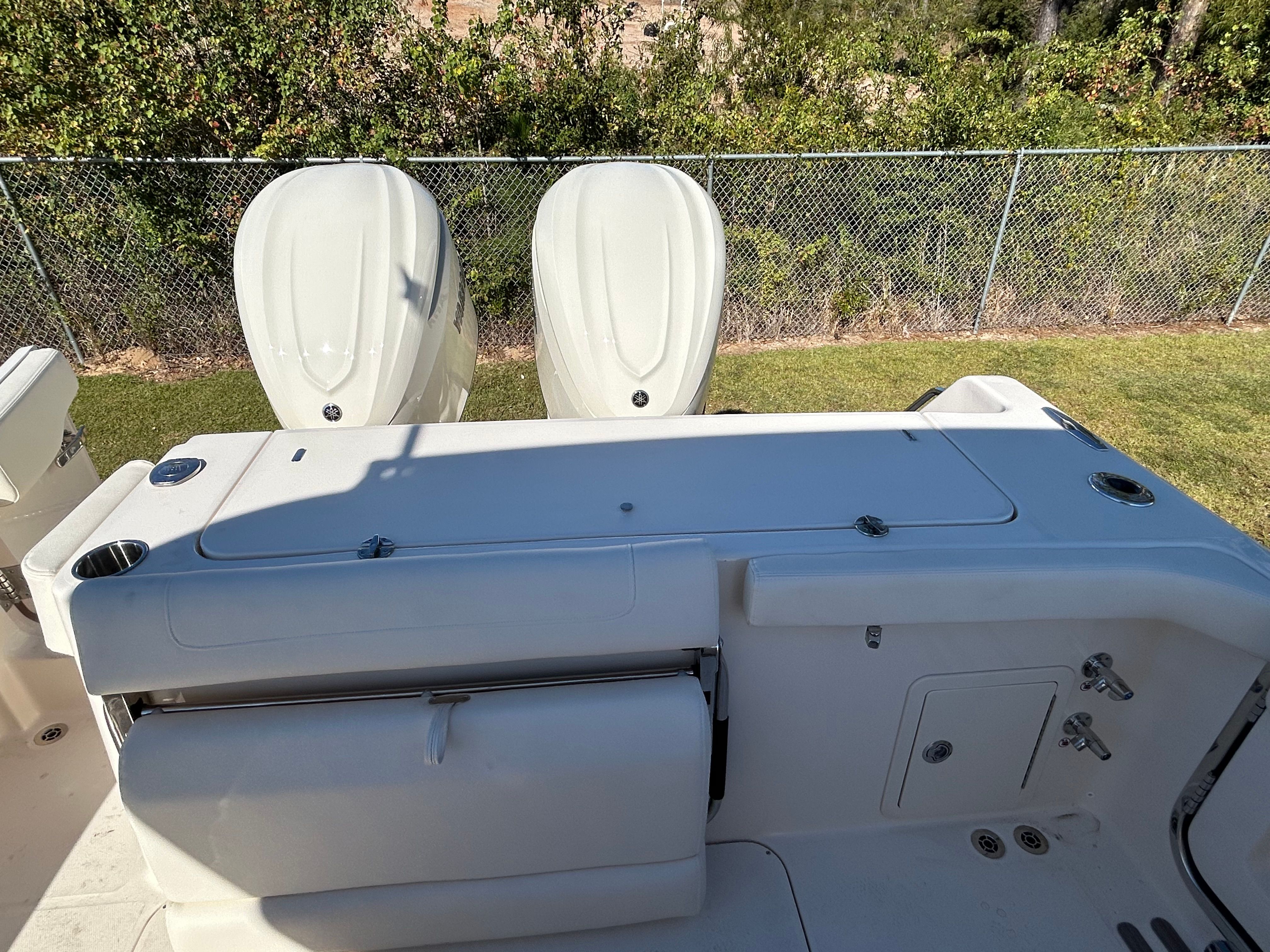 2026 Grady-White Canyon 306 Image Thumbnail #10