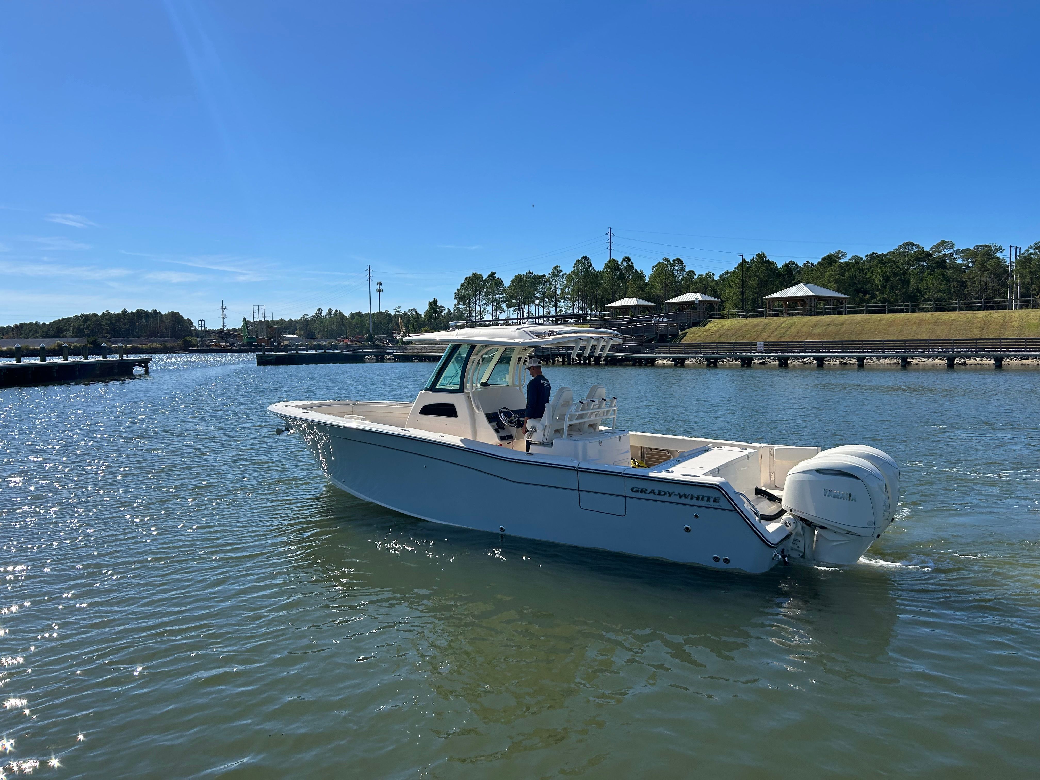 2026 Grady-White Canyon 306 Image Thumbnail #6