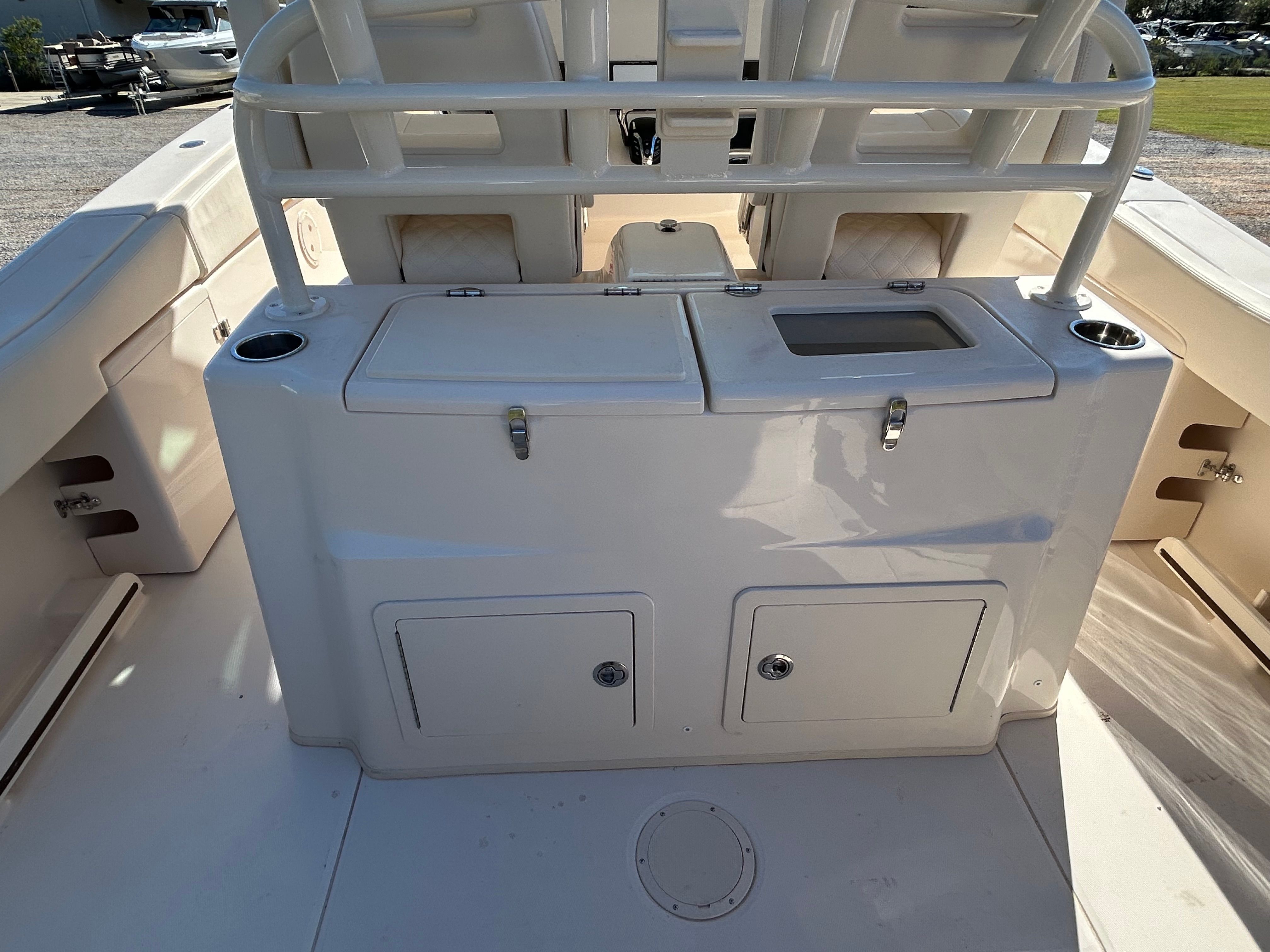 2026 Grady-White Canyon 306 Image Thumbnail #11