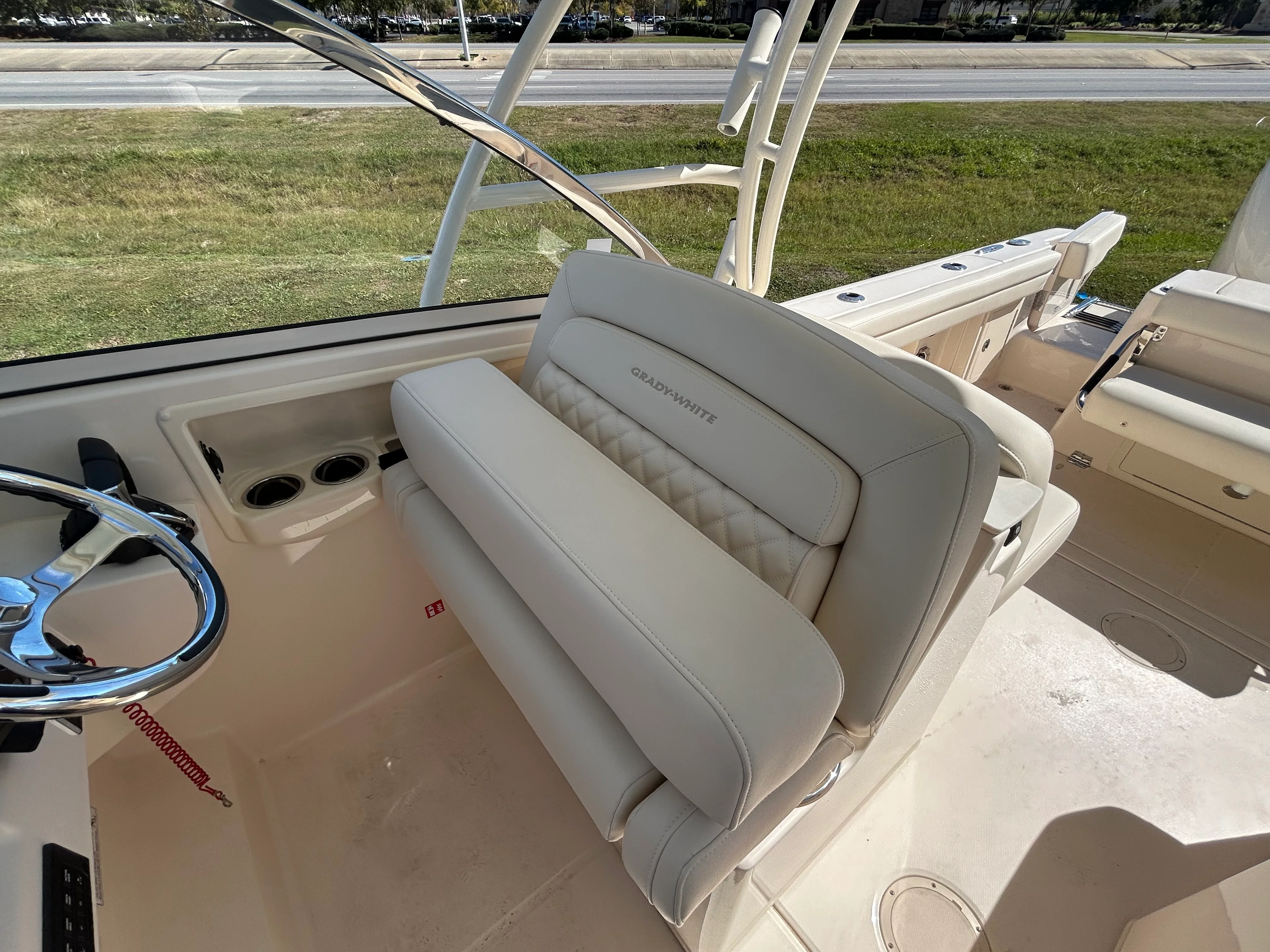 2026 Grady-White Freedom 285 Image Thumbnail #17