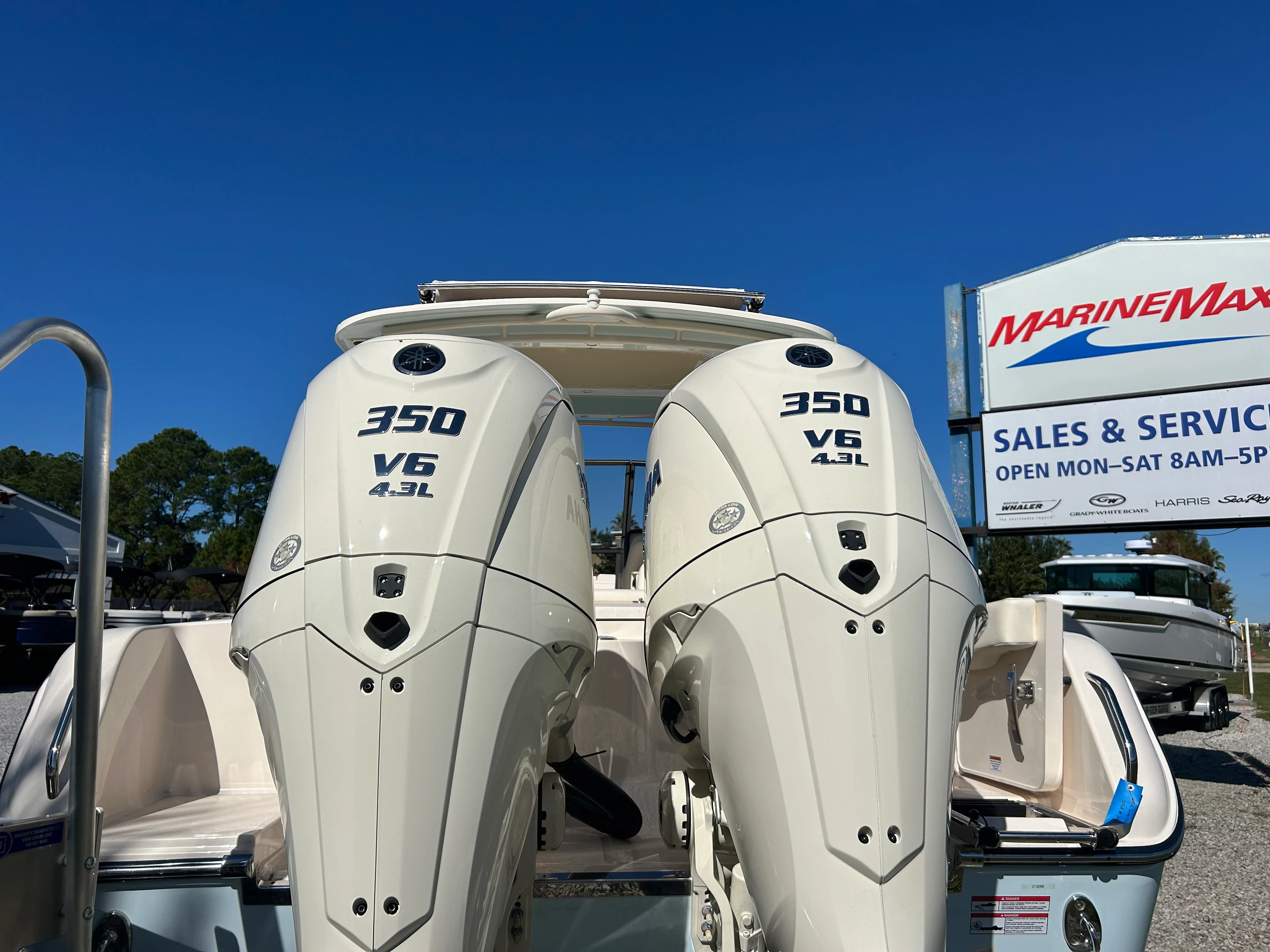 2026 Grady-White Freedom 285 Image Thumbnail #6