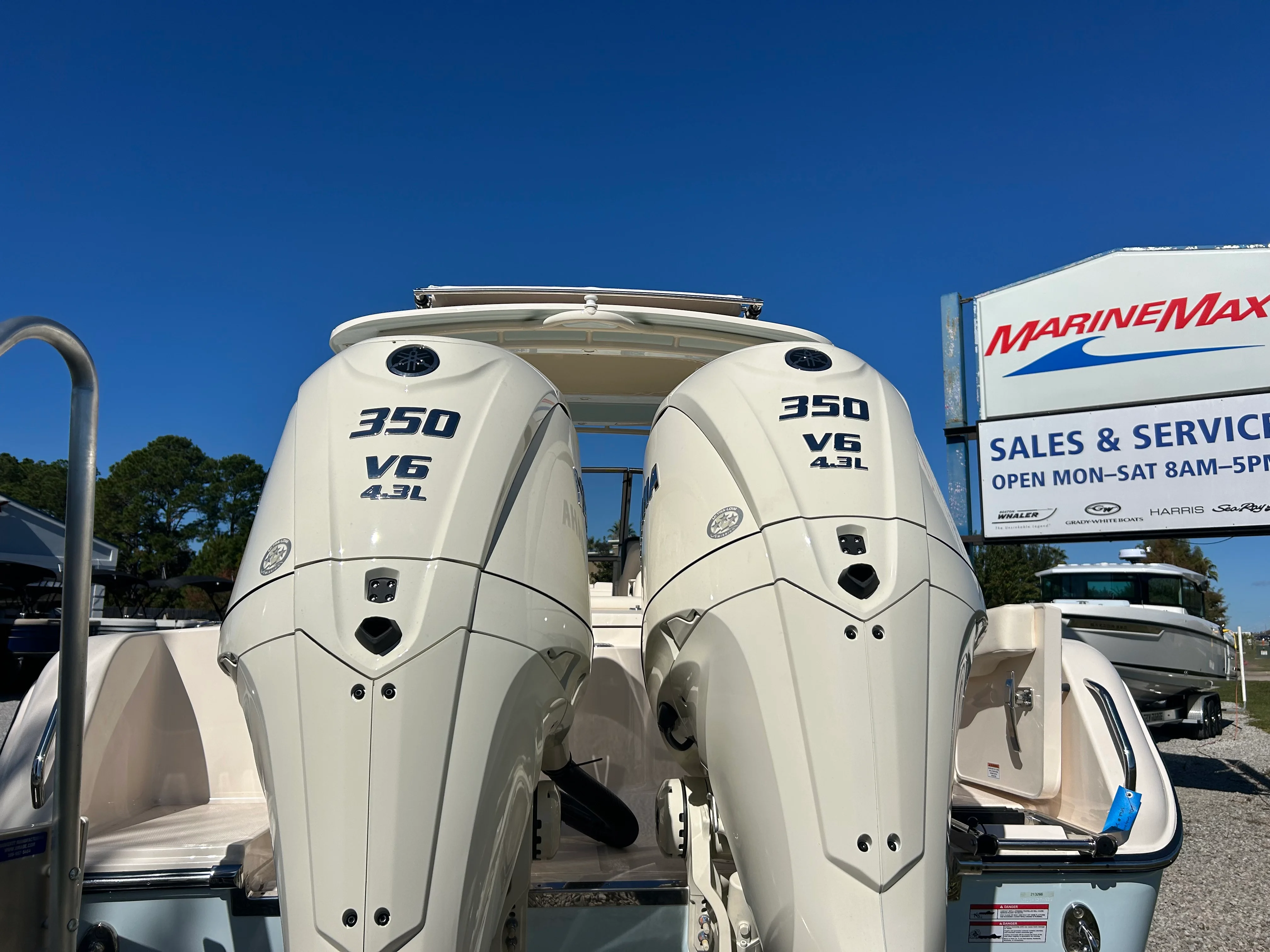 2026 Grady-White Freedom 285 Image Thumbnail #7