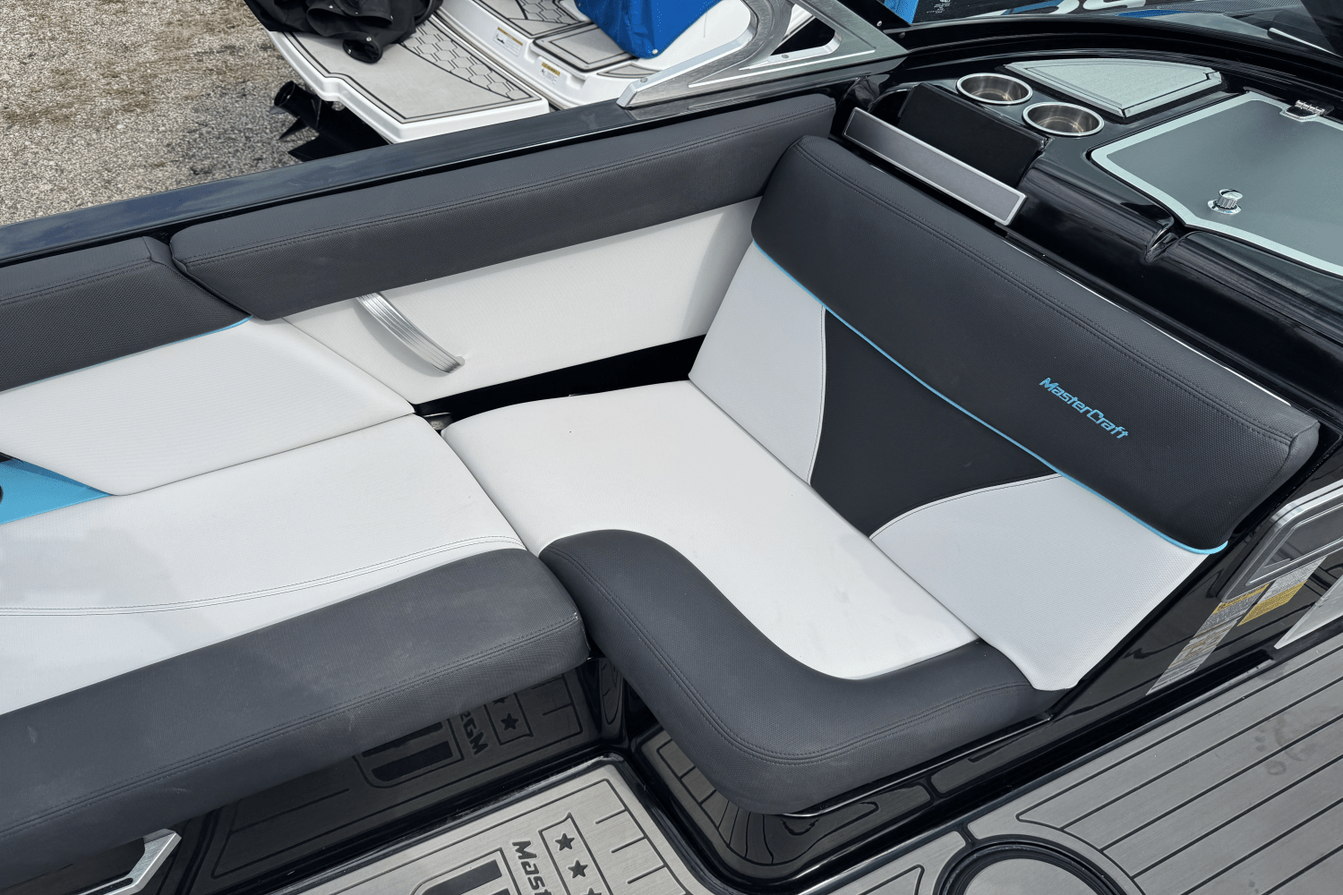 2018 Mastercraft XT22 Image Thumbnail #14