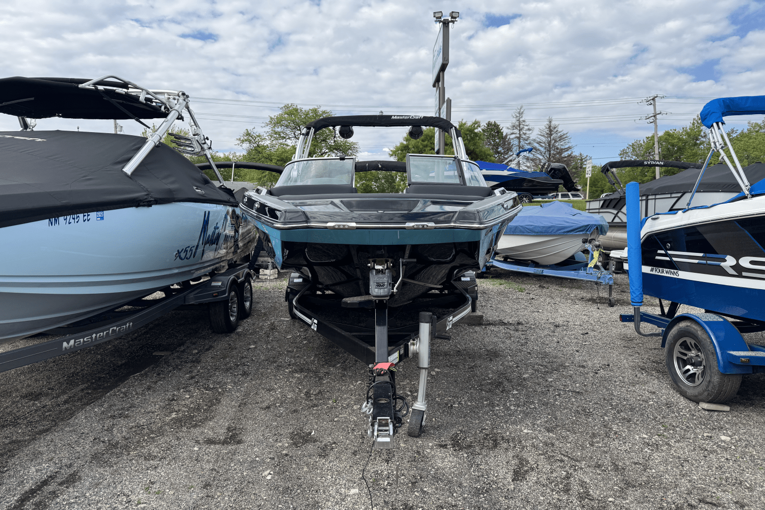 2018 Mastercraft XT22 Image Thumbnail #5