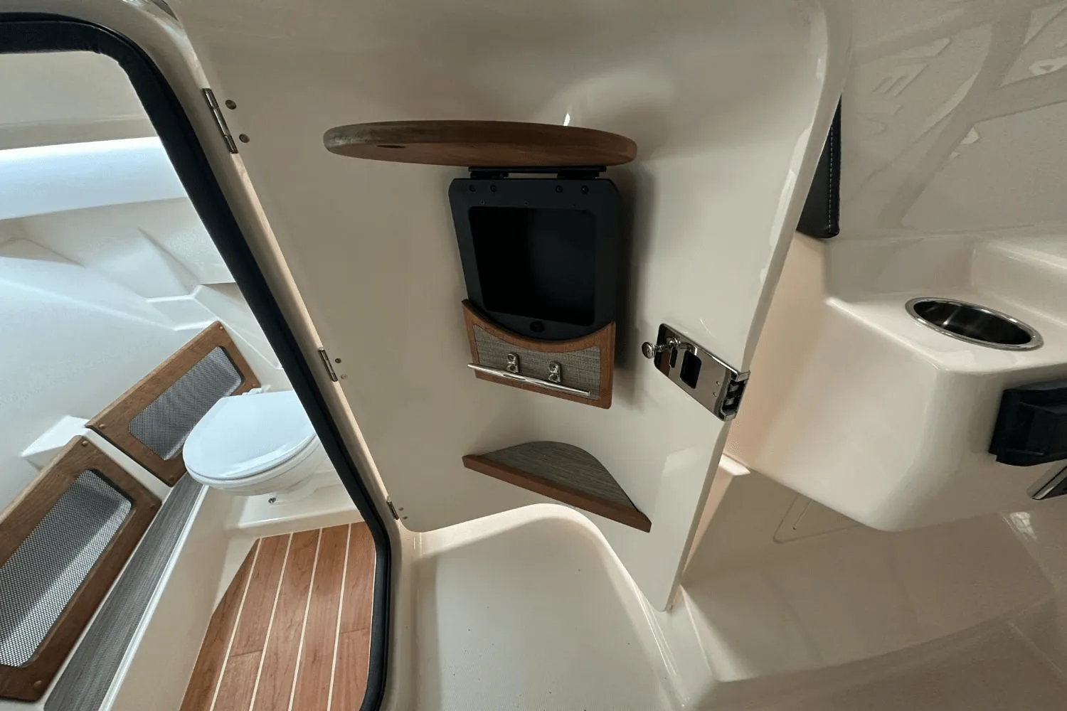 2026 Grady-White Freedom 235 Image Thumbnail #16