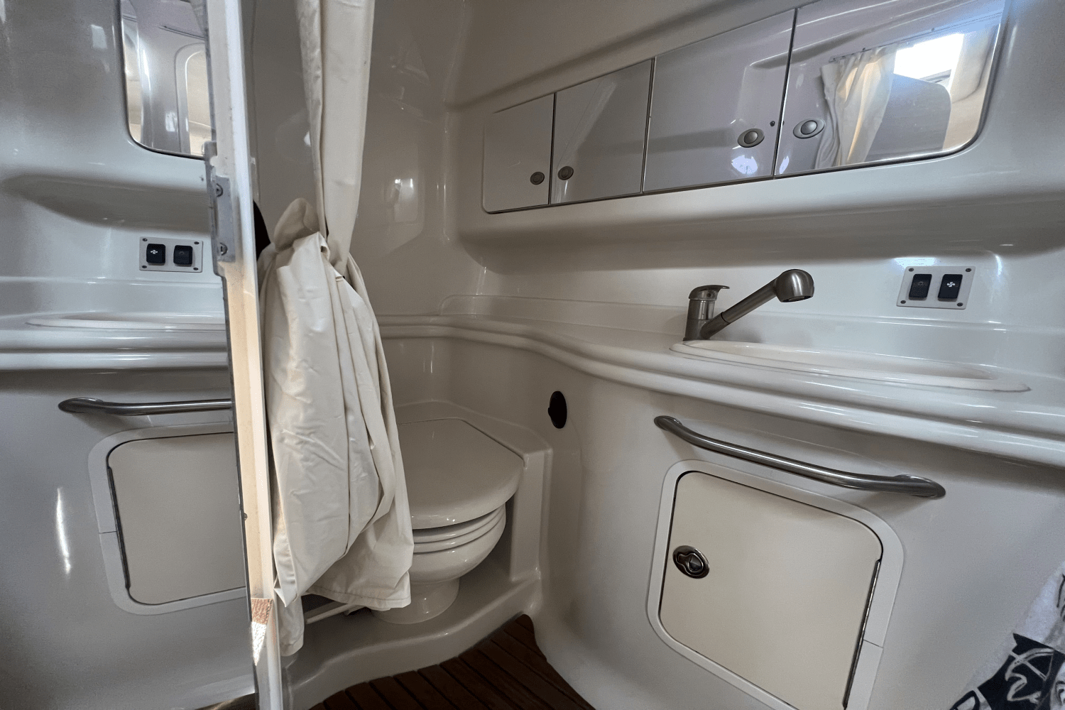 2008 Sea Ray 340 Sundancer Image Thumbnail #30