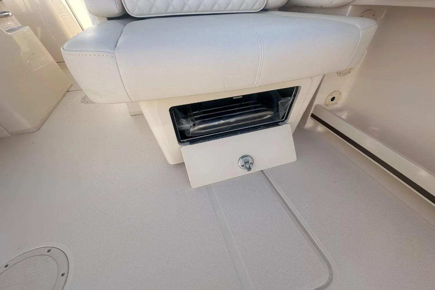 2026 Grady-White Freedom 285 Image Thumbnail #14