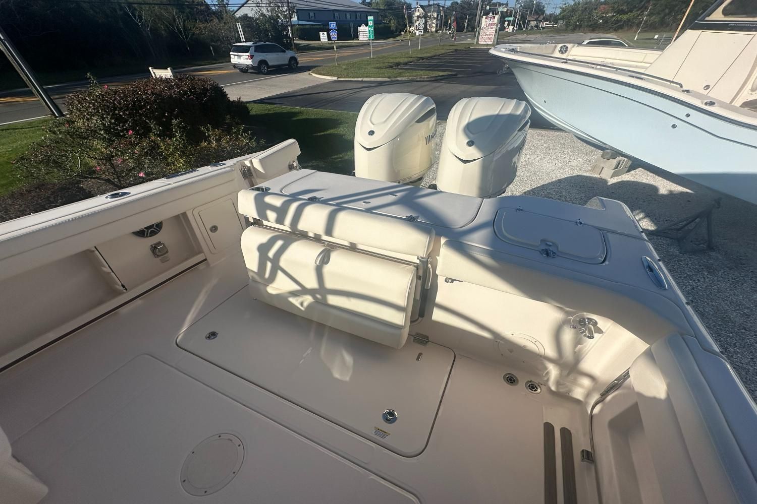 2026 Grady-White Freedom 285 Image Thumbnail #4