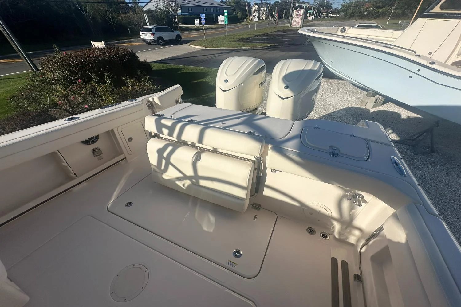 2026 Grady-White Freedom 285 Image Thumbnail #4