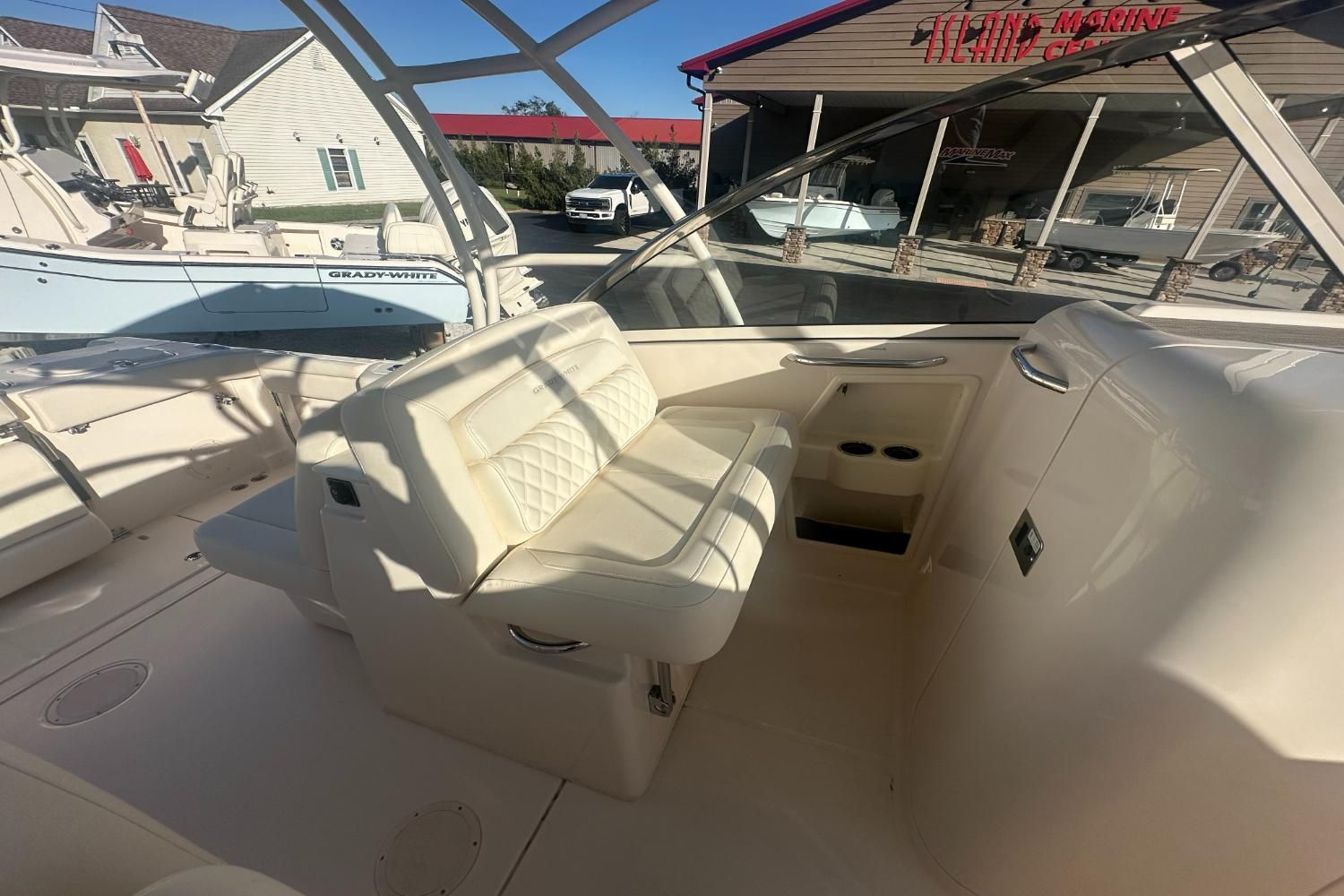 2026 Grady-White Freedom 285 Image Thumbnail #18