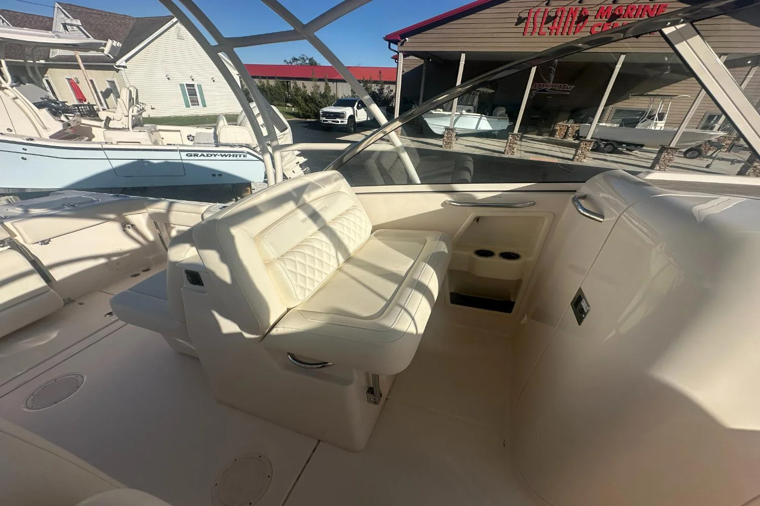 2026 Grady-White Freedom 285 Image Thumbnail #18