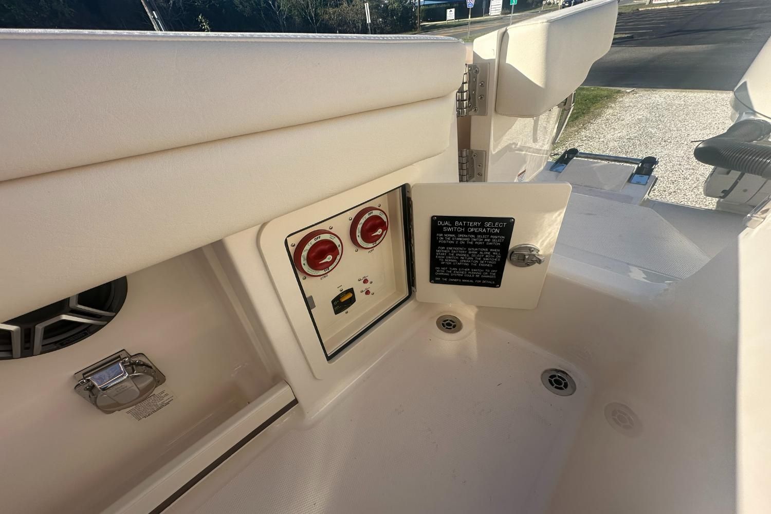 2026 Grady-White Freedom 285 Image Thumbnail #12