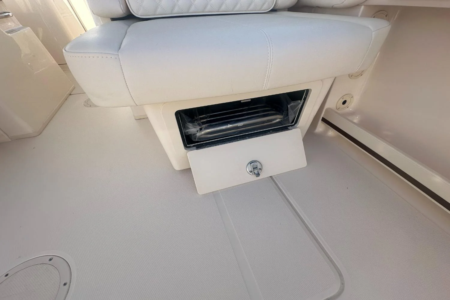 2026 Grady-White Freedom 285 Image Thumbnail #14