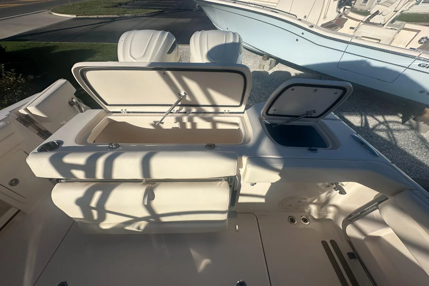 2026 Grady-White Freedom 285 Image Thumbnail #6