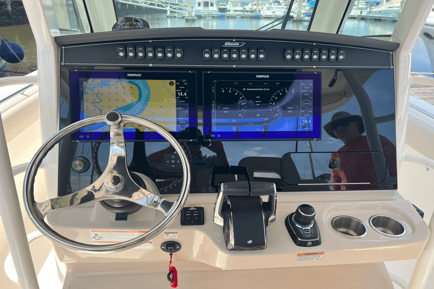 2023 Boston Whaler 330 OUTRAGE Image Thumbnail #4