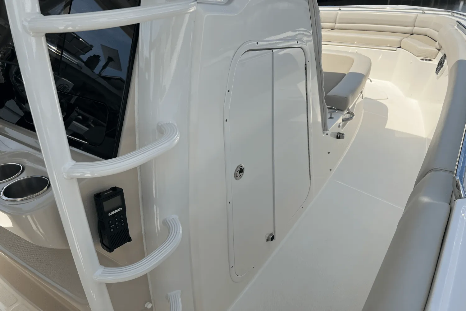 2023 Boston Whaler 330 OUTRAGE Image Thumbnail #13