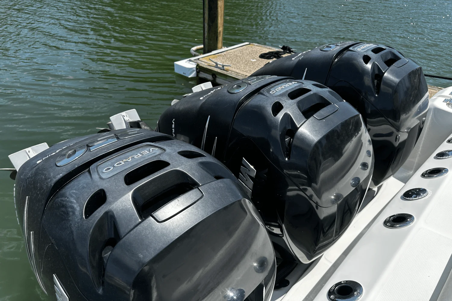 2016 Boston Whaler 370 OUTRAGE Image Thumbnail #11