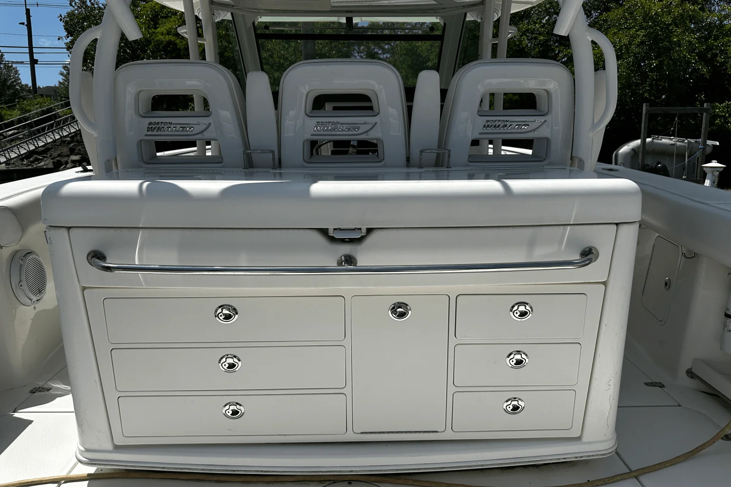 2016 Boston Whaler 370 OUTRAGE Image Thumbnail #16