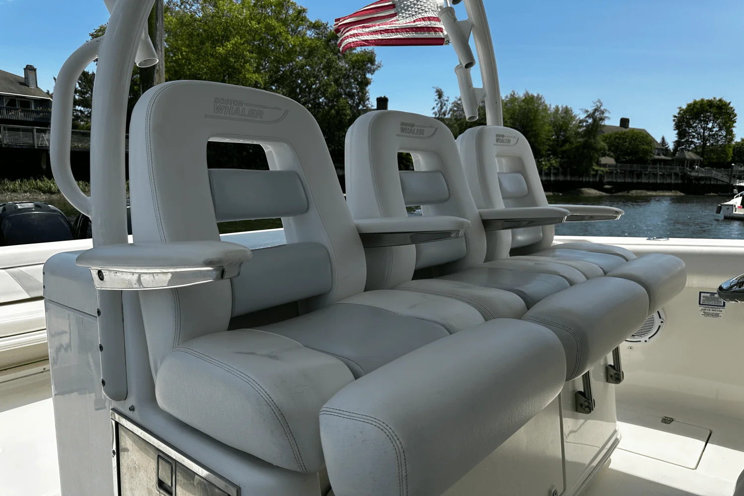 2016 Boston Whaler 370 OUTRAGE Image Thumbnail #20