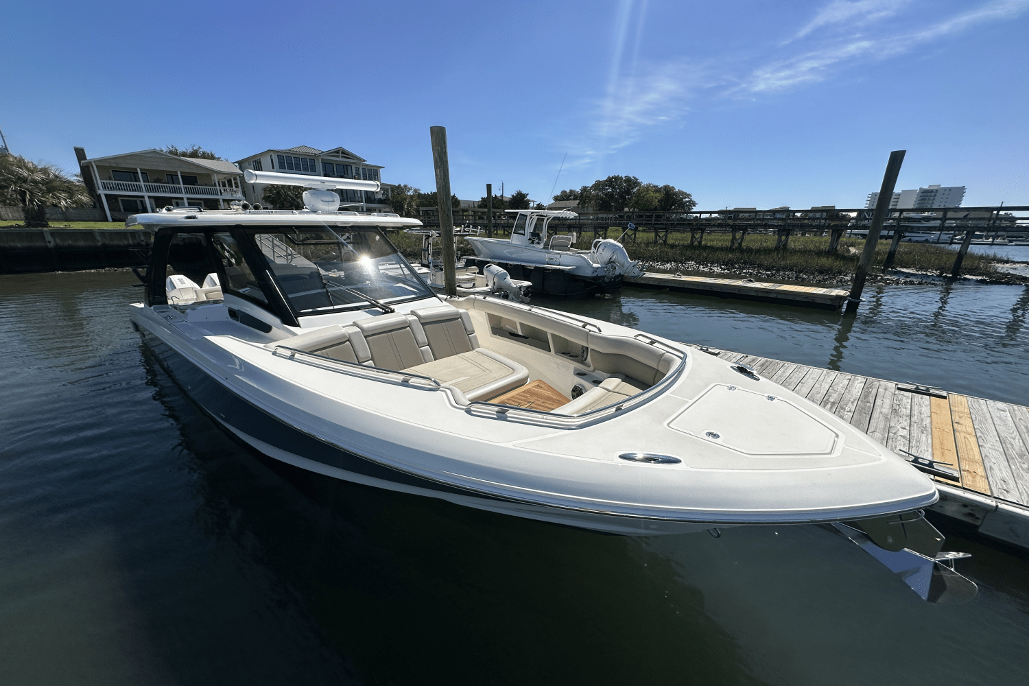 2023 Boston Whaler 350 REALM Image Thumbnail #2
