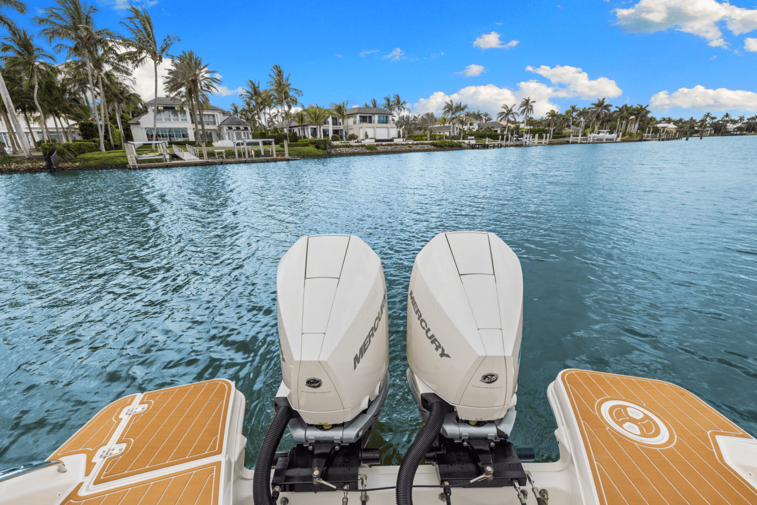 2023 Boston Whaler 320 VANTAGE Image Thumbnail #13