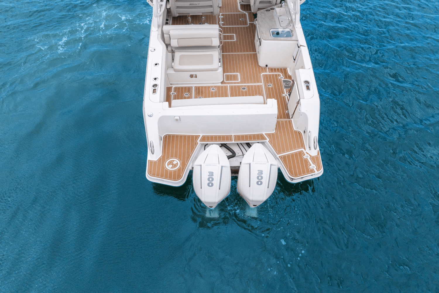 2023 Boston Whaler 320 VANTAGE Image Thumbnail #4