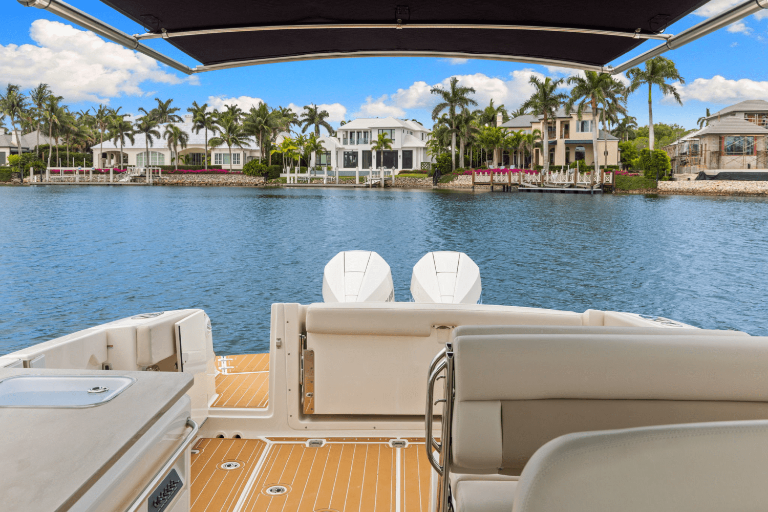 2023 Boston Whaler 320 VANTAGE Image Thumbnail #41