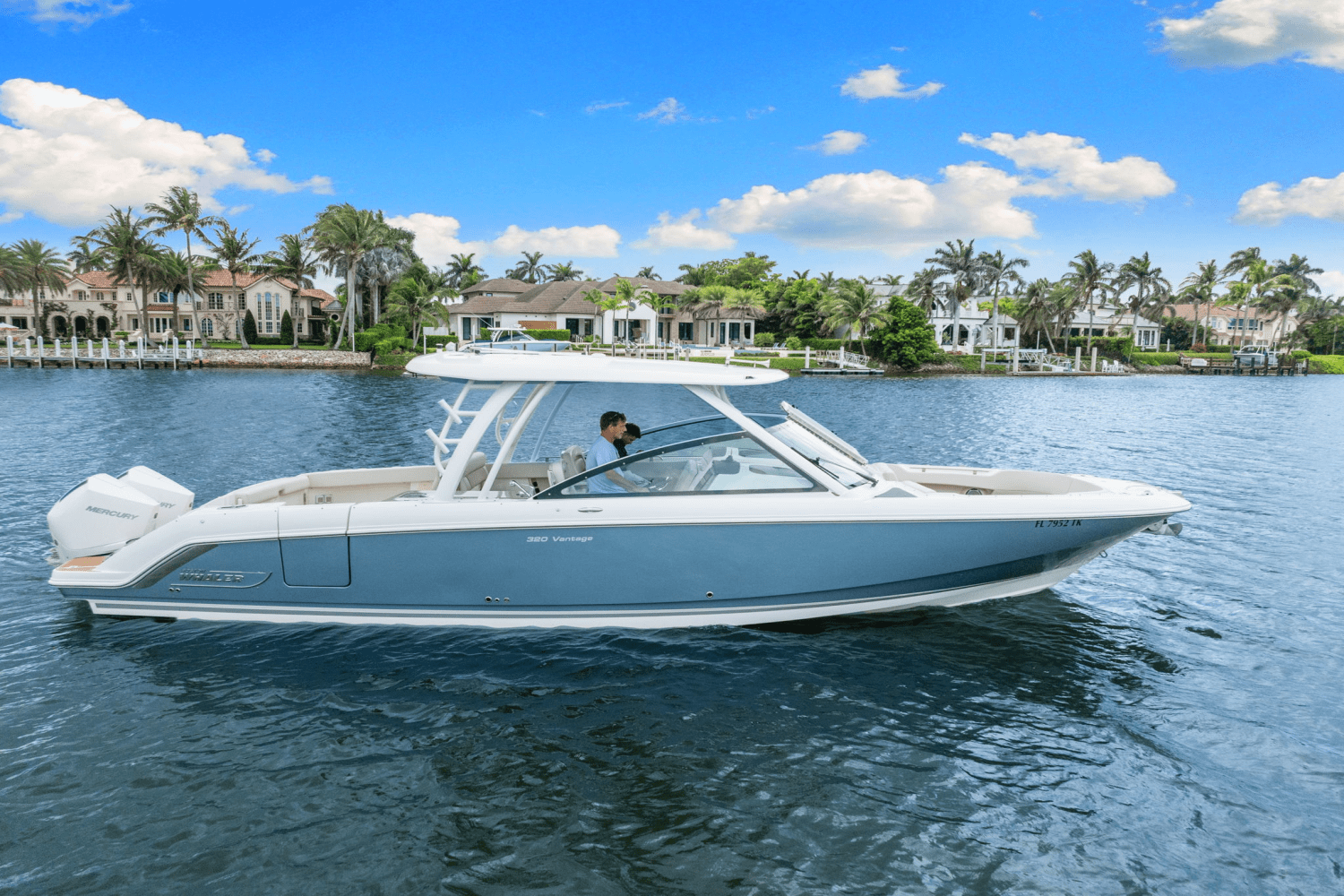 2023 Boston Whaler 320 VANTAGE Image Thumbnail #53