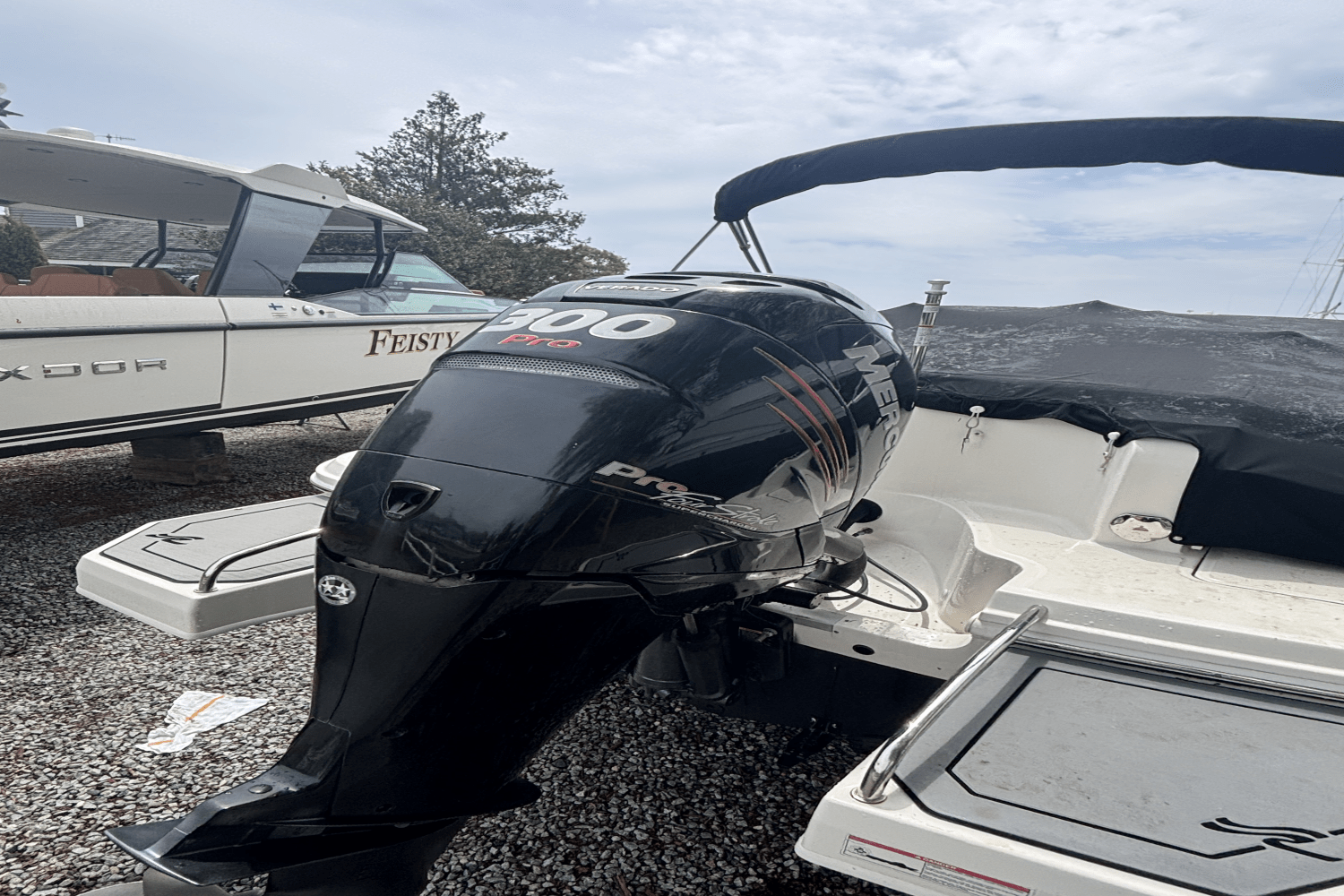 2016 Sea Ray 240 SUNDECK OUTBOARD Image Thumbnail #4