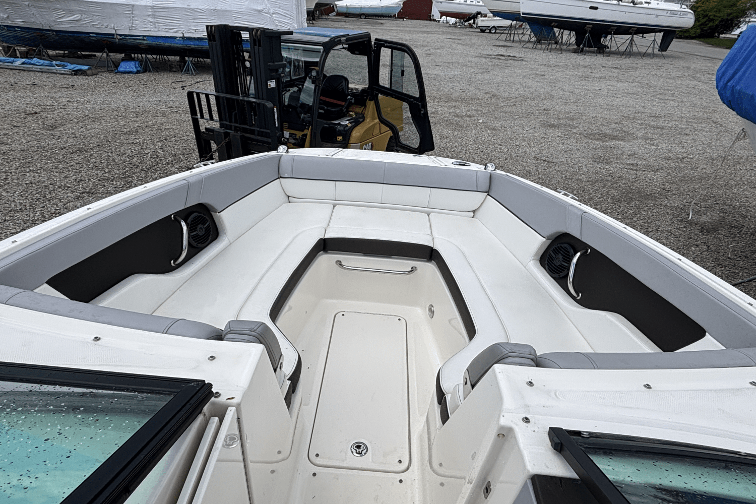 2016 Sea Ray 240 SUNDECK OUTBOARD Image Thumbnail #6