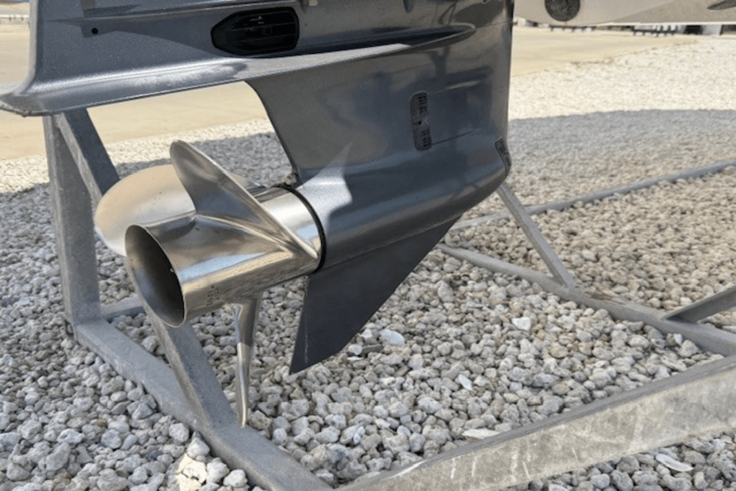 2022 Robalo R222 Image Thumbnail #16