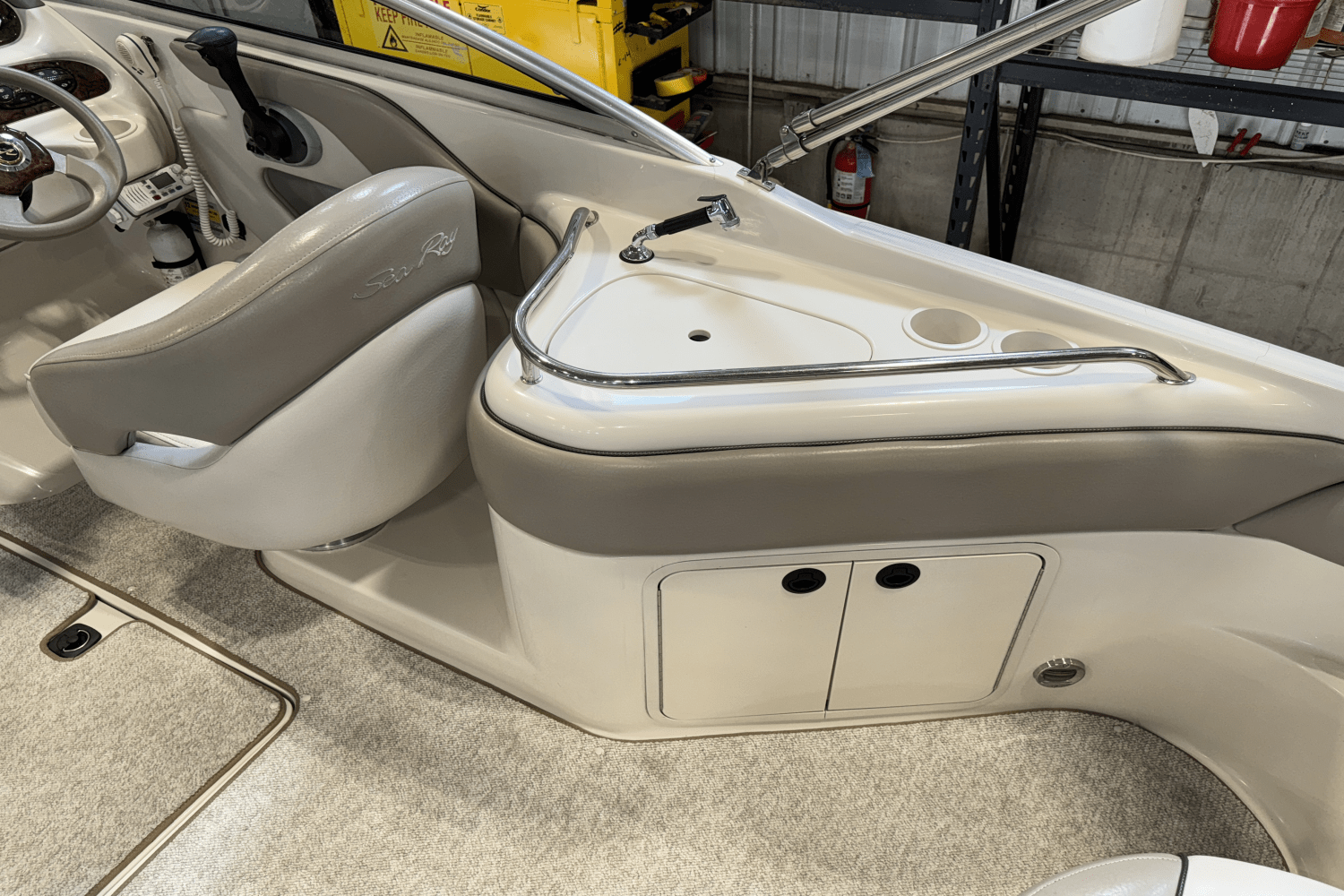 2003 Sea Ray 240 SD Image Thumbnail #5