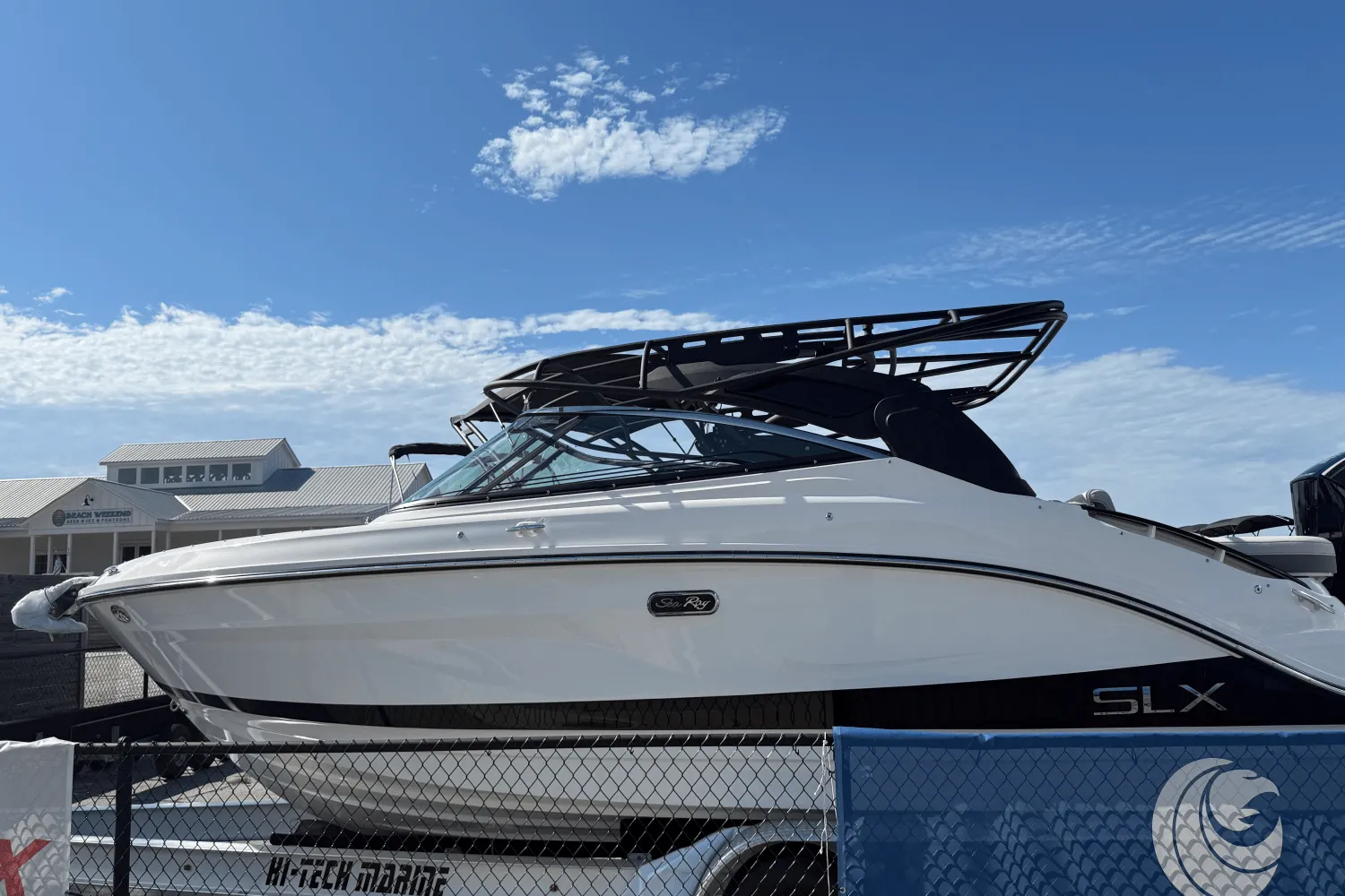 2026 Sea Ray SLX 260 Outboard Image Thumbnail #6