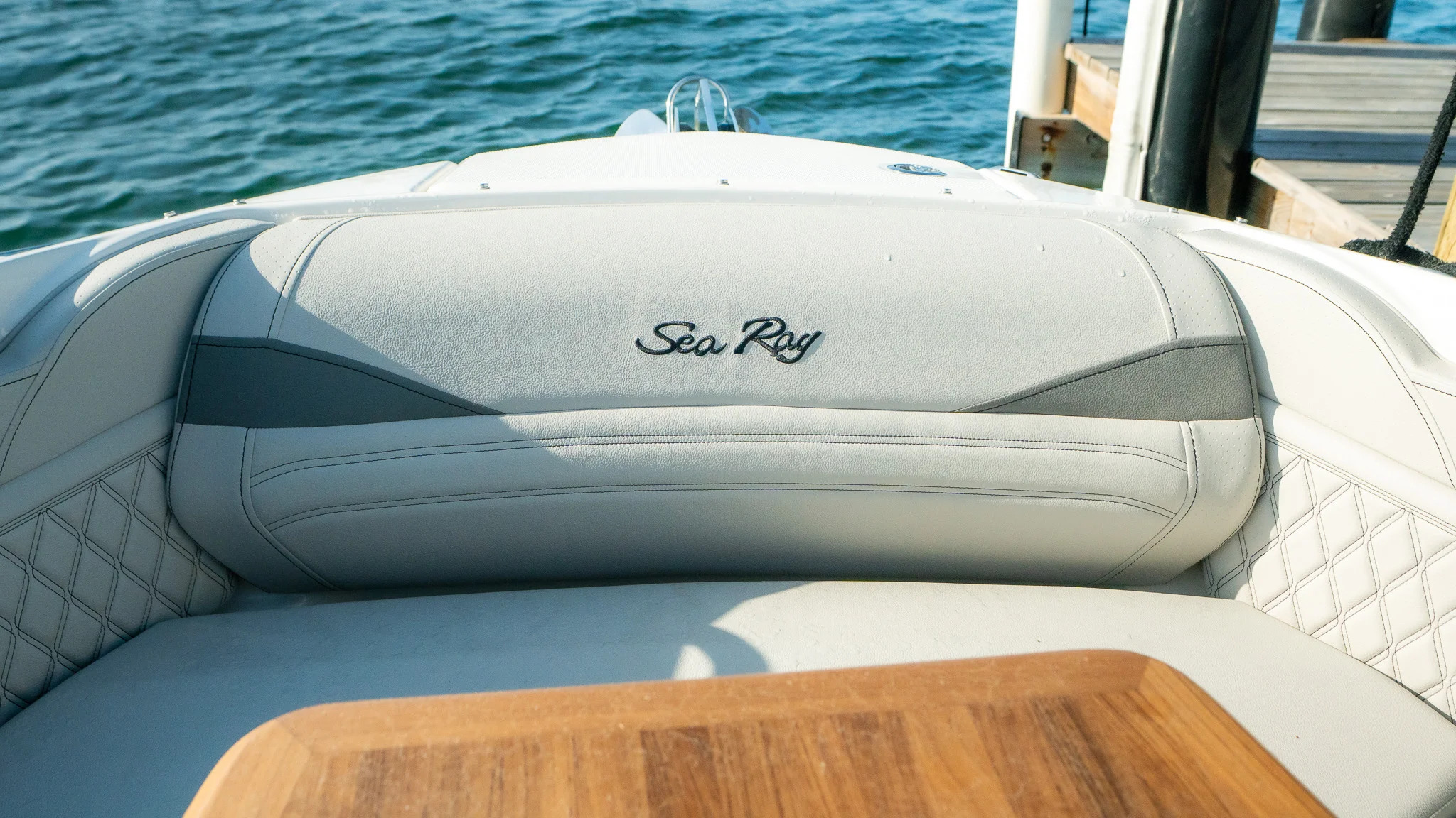 2026 Sea Ray SLX 260 Outboard Image Thumbnail #41