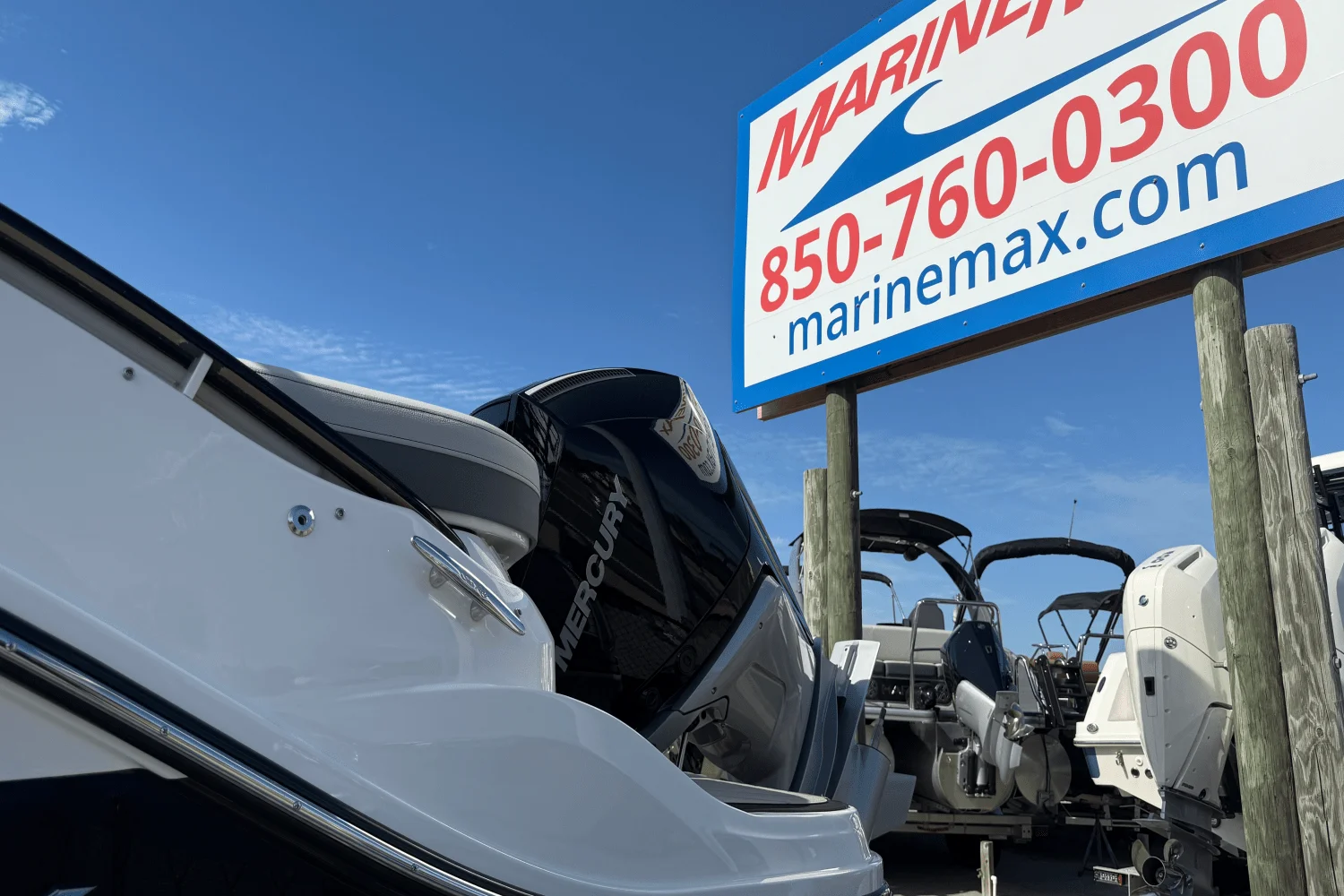 2026 Sea Ray SLX 260 Outboard Image Thumbnail #32