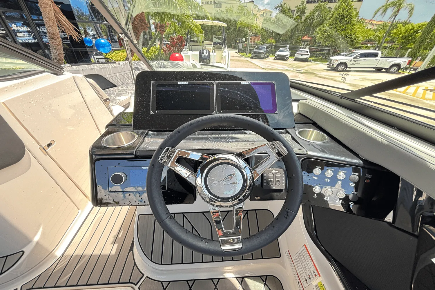 2025 Sea Ray SLX 260 Outboard Image Thumbnail #14