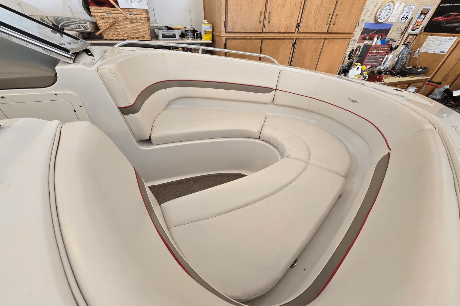 2002 Four Winns 210H Image Thumbnail #3