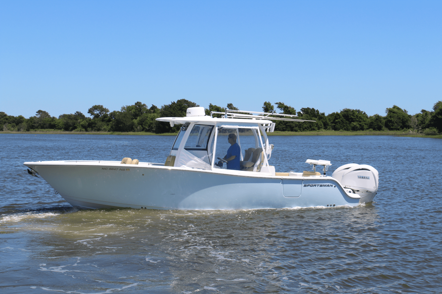 2024 Sportsman 282 OPEN Image Thumbnail #2