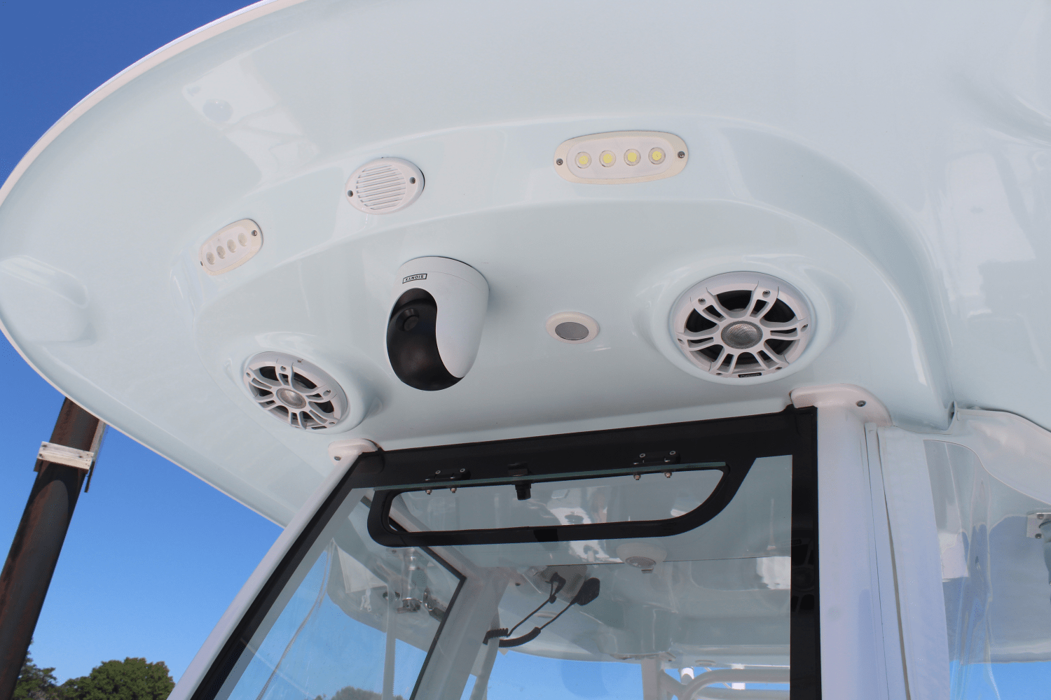 2024 Sportsman 282 OPEN Image Thumbnail #39