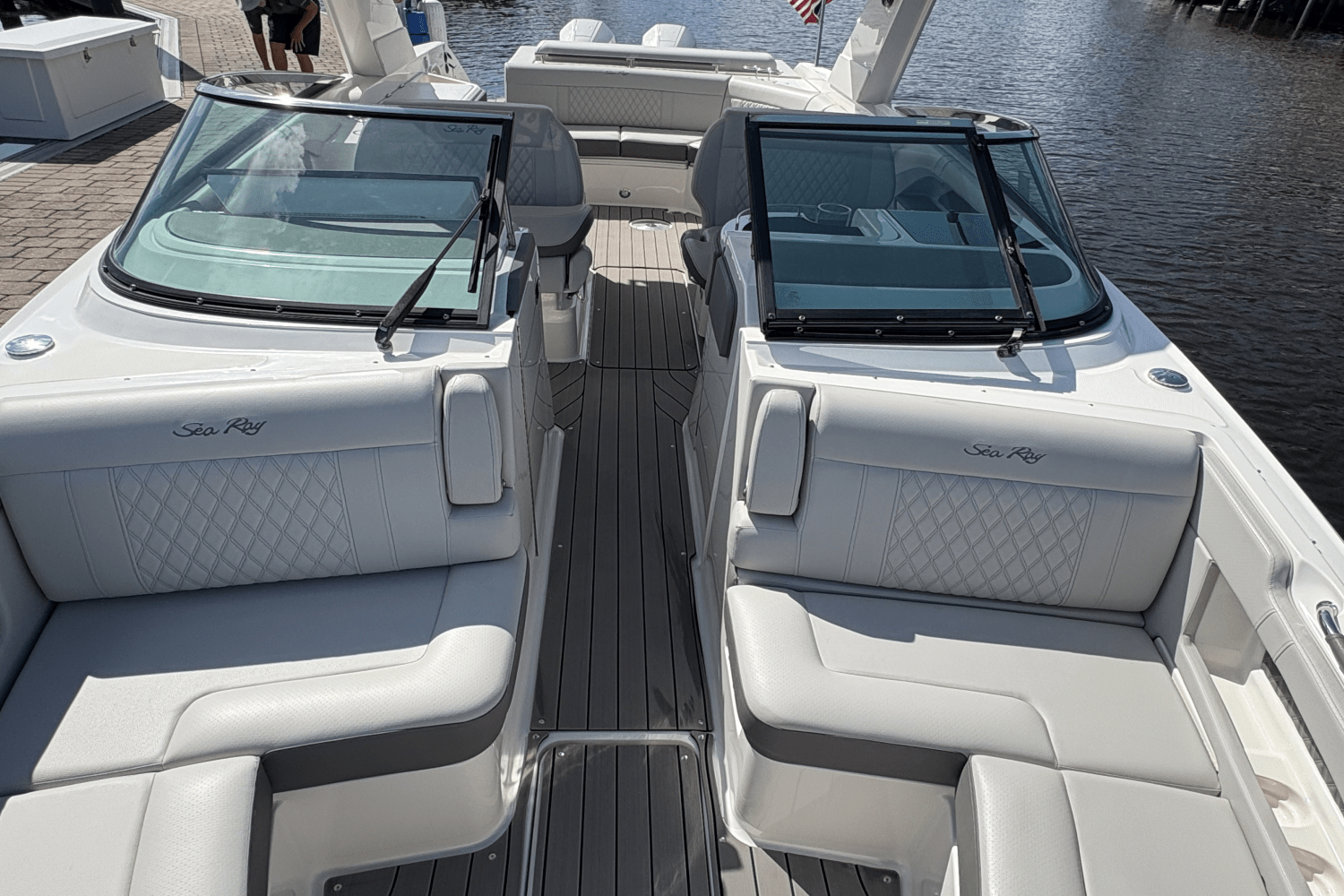 2022 Sea Ray 310 SLX-OB Image Thumbnail #36