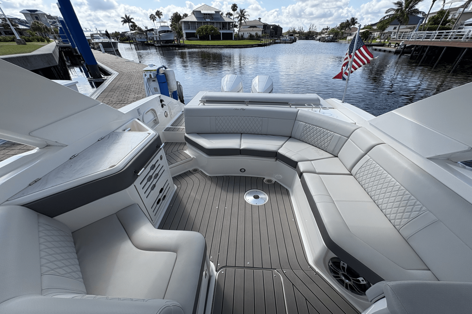 2022 Sea Ray 310 SLX-OB Image Thumbnail #24