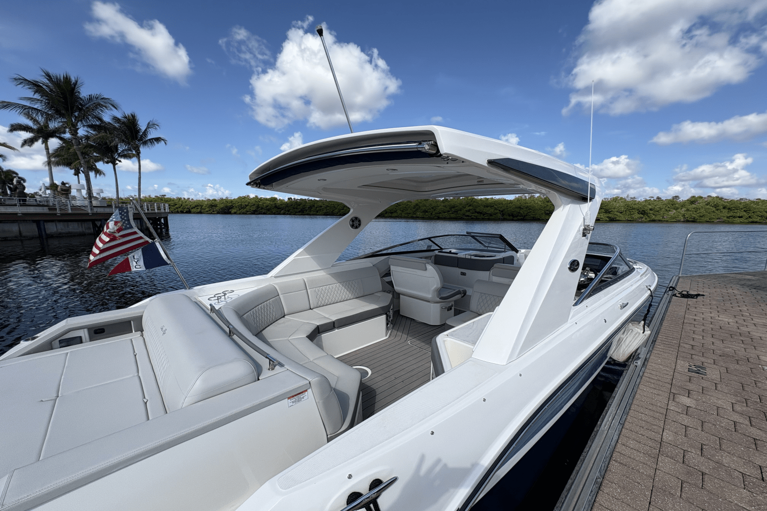 2022 Sea Ray 310 SLX-OB Image Thumbnail #15