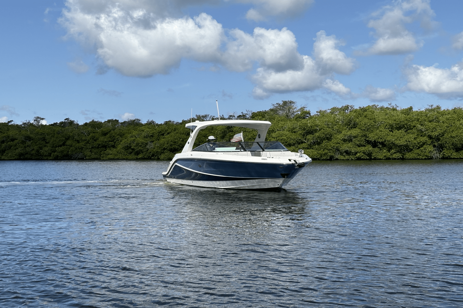 2022 Sea Ray 310 SLX-OB Image Thumbnail #9