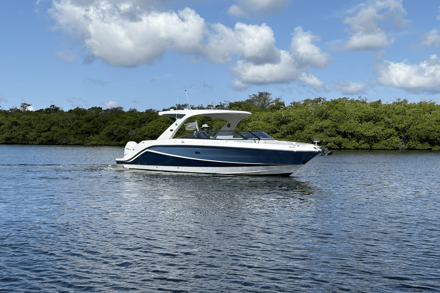2022 Sea Ray 310 SLX-OB Image Thumbnail #6