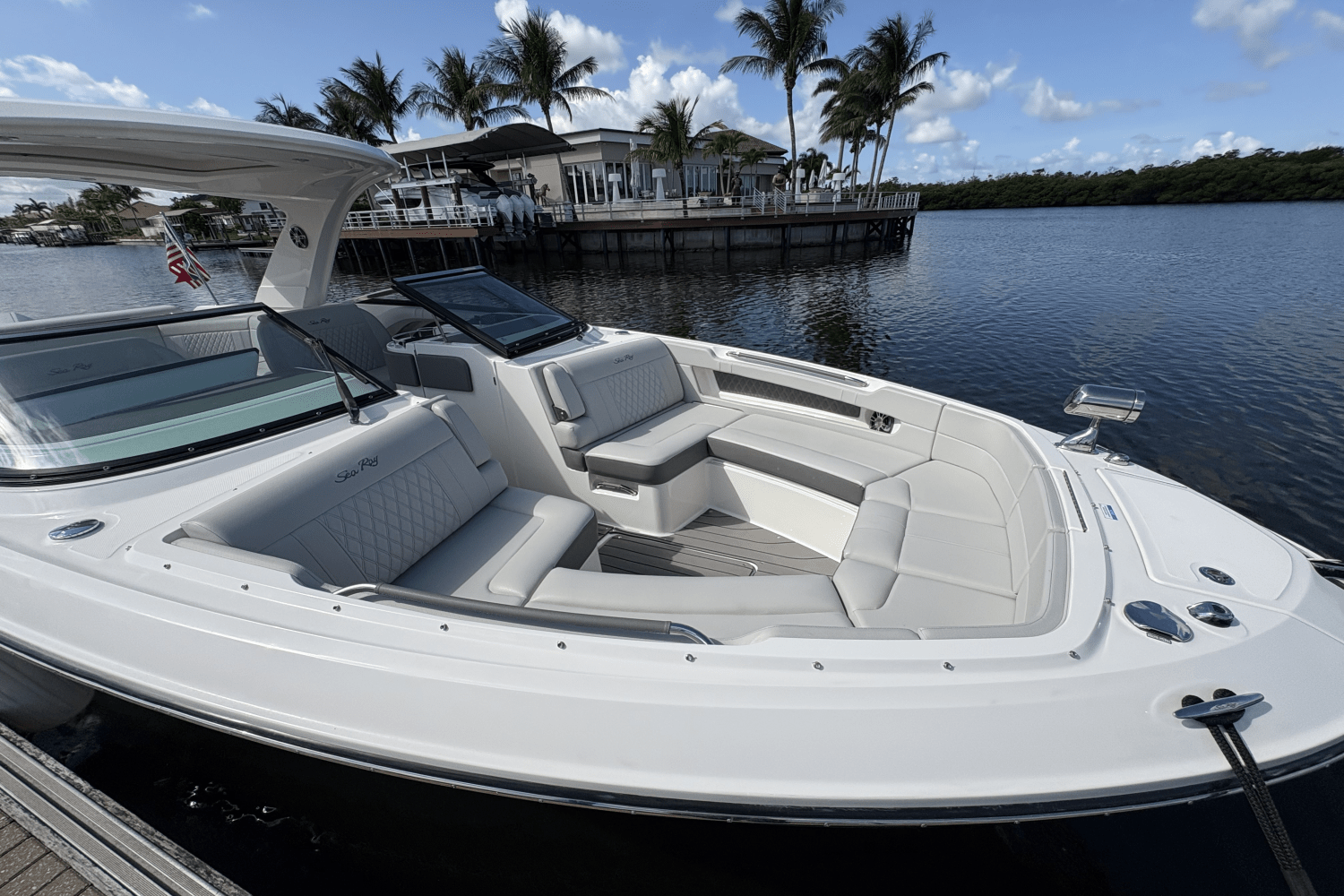 2022 Sea Ray 310 SLX-OB Image Thumbnail #32